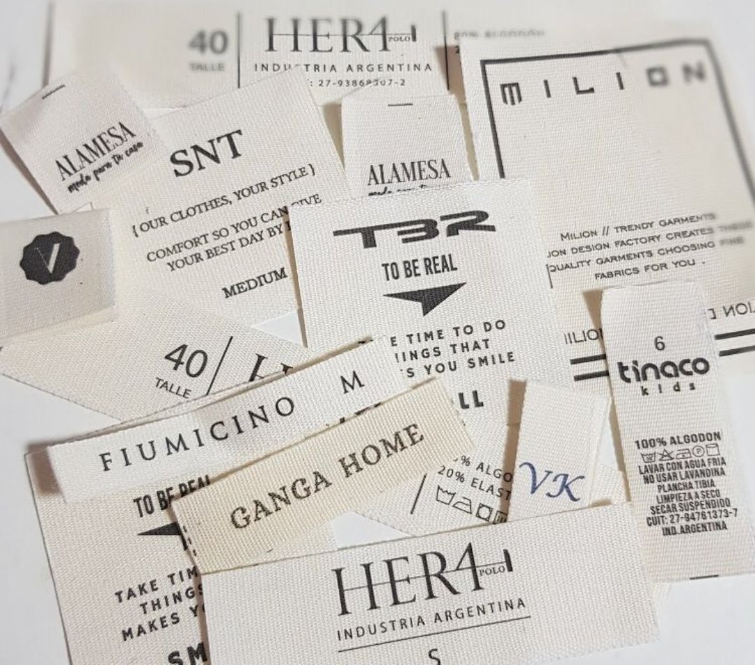Etiqueta estampada para indumentaria